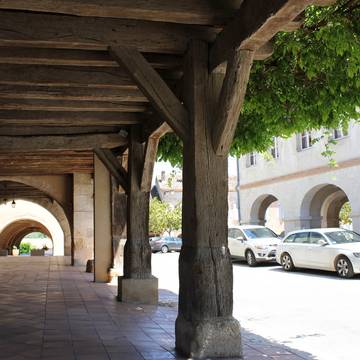 Maisons, Place de la Mairie à Dunes